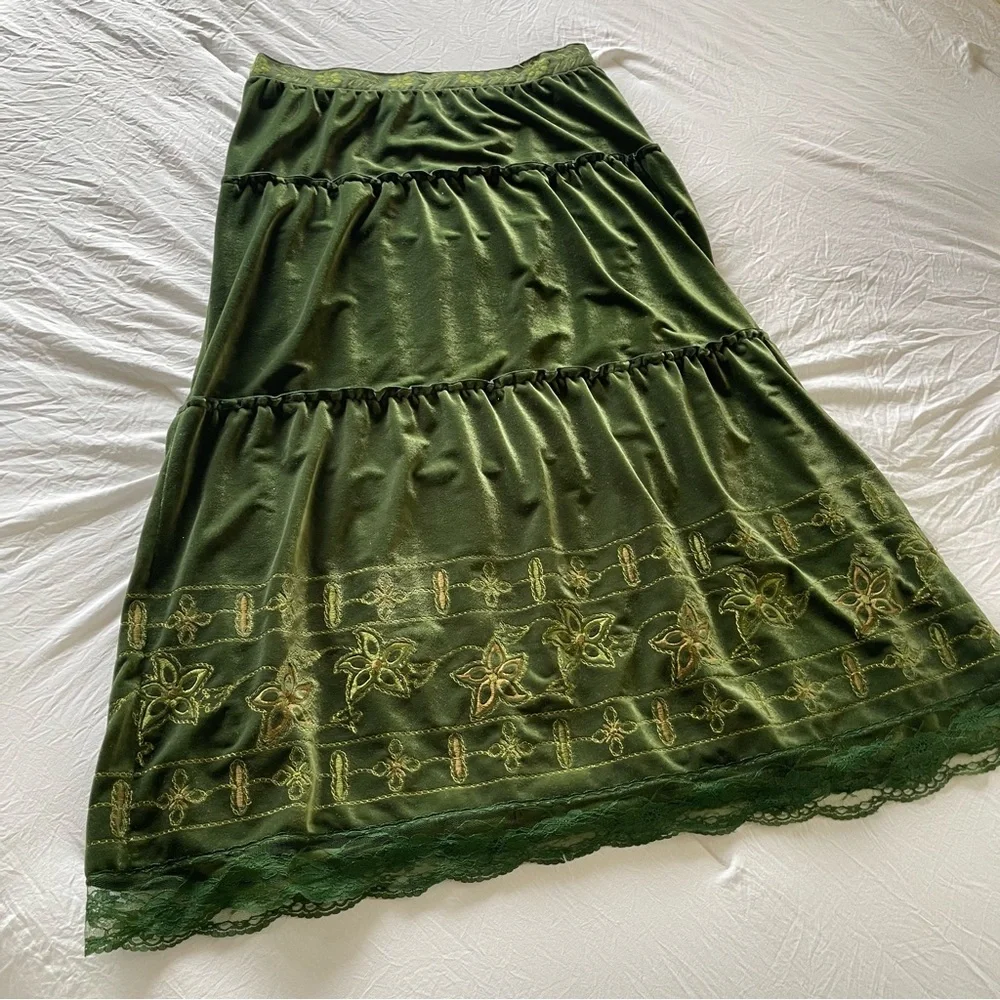 Vintage Y2K Green Velvet Renaissance Fairy Whimsigoth Embroidered Fairy Skirt - Picture 13 of 13